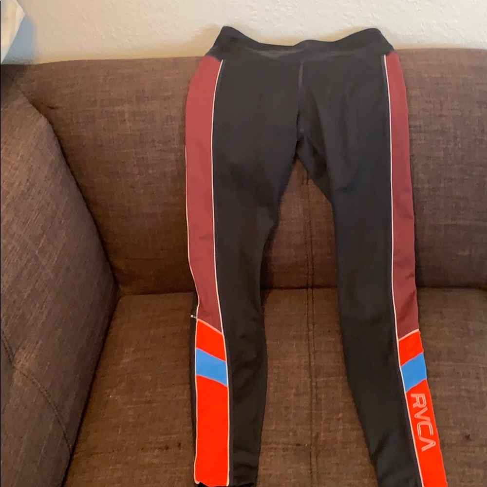 RVCA workout leggings. Size S. Great condition.